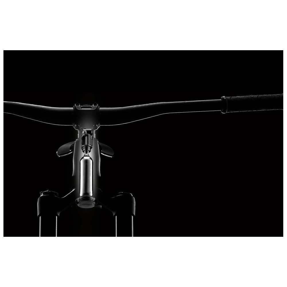 SCHOWEK W WIDELCU GIANT CLUTCH FORK