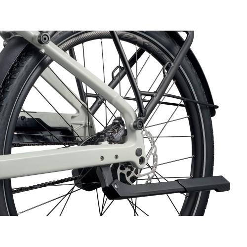 Giant Explore E+ 0 - elektryczny rower trekingowy