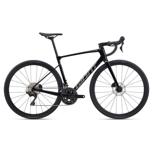 Giant Defy Advanced 2 2026 - rower szosowy endurance