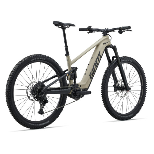 Giant Stance E+ 1 z profilu