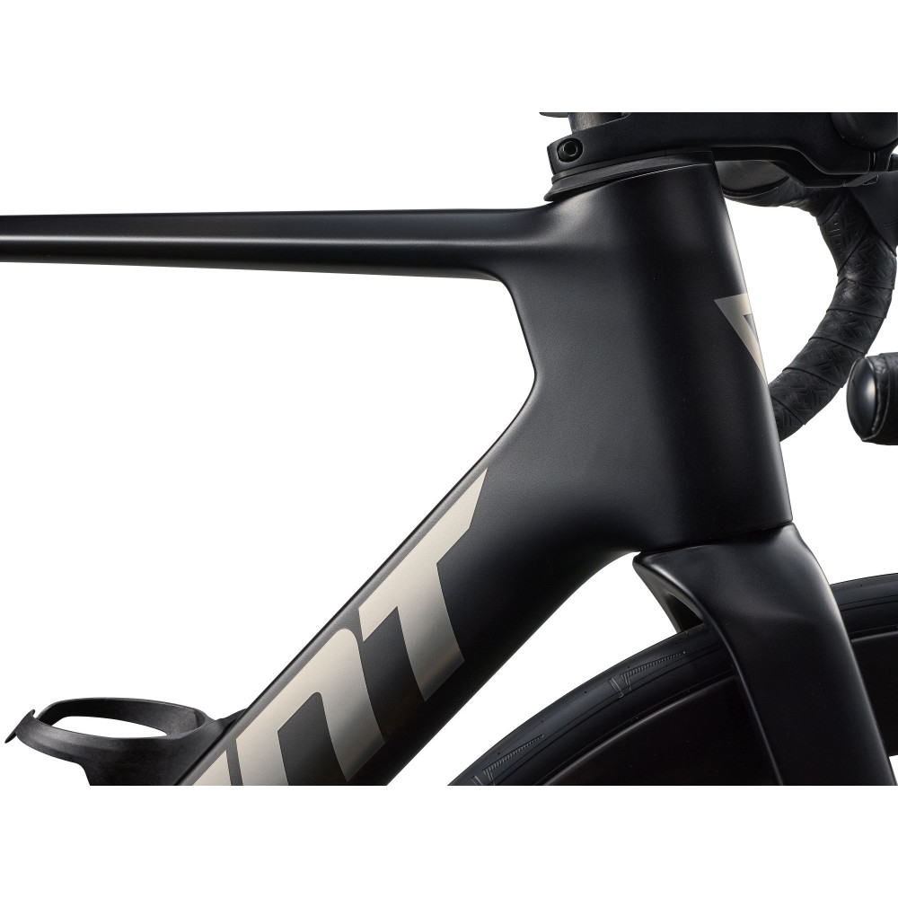 Rower szosowy aero Giant Propel Advanced 1