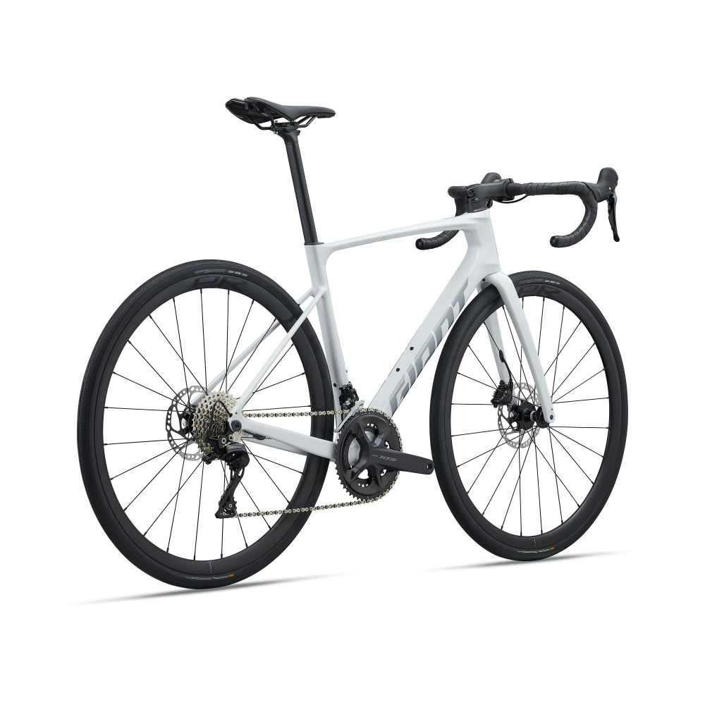 Giant Defy Advanced 2 z profilu